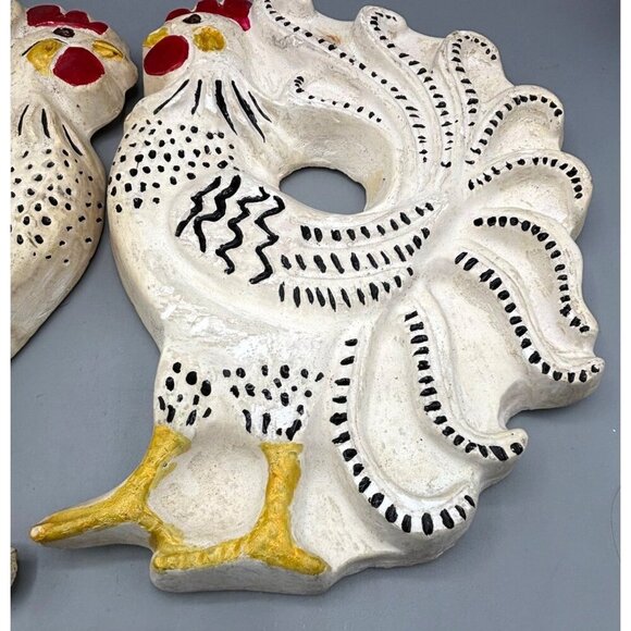 Vtg Pair Hand Painted‎ Plaster Rooster Wall Decor Set Farmhouse Style 9" - Picture 5 of 8